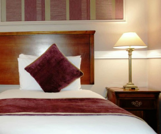 Imagen de la habitación del Hotel Ashbourne Court. Foto 2