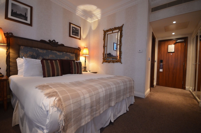 Imagen de la habitación del Hotel Ashburn. Foto 2