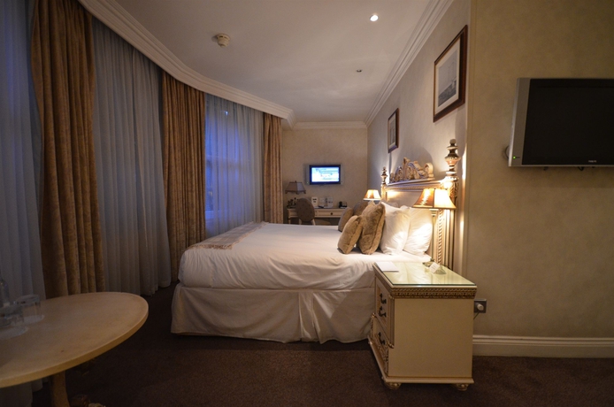 Imagen de la habitación del Hotel Ashburn. Foto 4