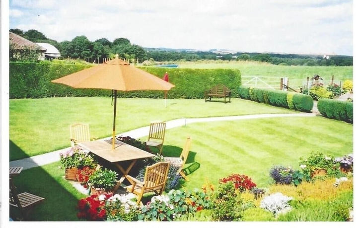 Imagen de los exteriores del Hotel Ashcroft Farmhouse. Foto 22