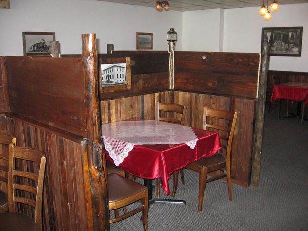 Imagen del bar/restaurante del Hotel Ashcroft River Inn. Foto 2