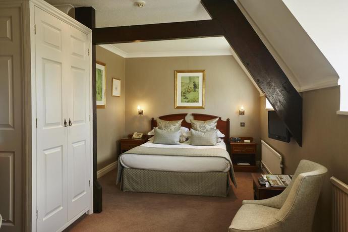 Imagen de la habitación del Hotel Ashdown Park. Foto 4