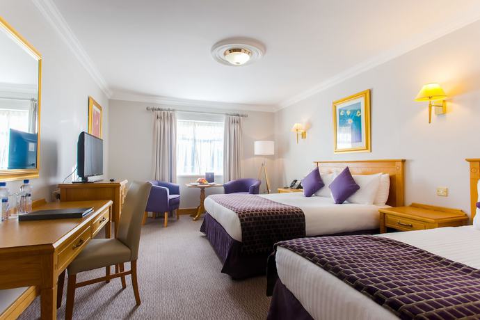 Imagen de la habitación del Hotel Ashdown Park. Foto 10