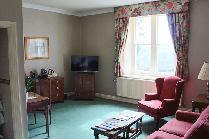 Imagen de los interiores del Hotel Ashdown Park and Country Club. Foto 14