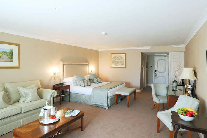 Imagen de la habitación del Hotel Ashdown Park and Country Club. Foto 9