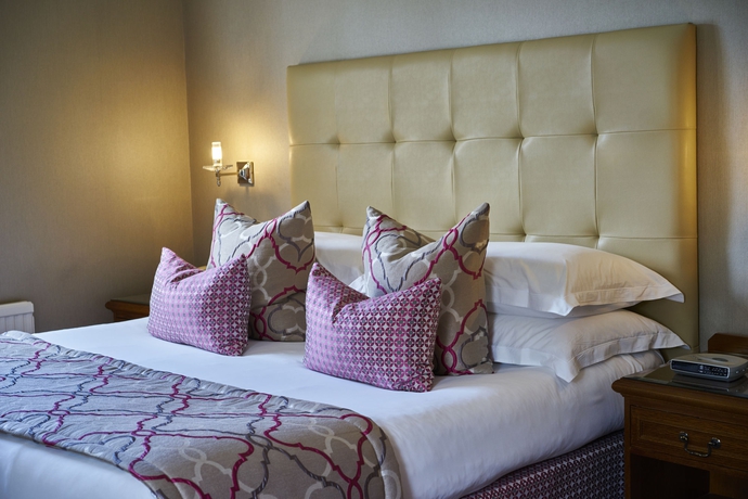 Imagen de la habitación del Hotel Ashdown Park and Country Club. Foto 10