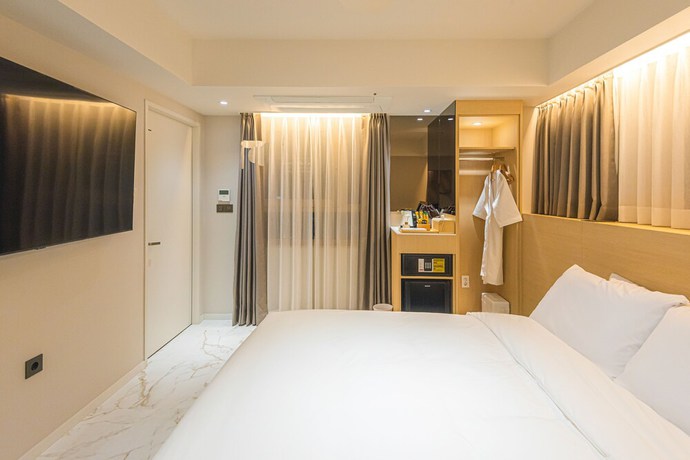 Imagen de la habitación del Hotel Asherah Villard Aqua Business. Foto 10