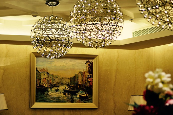 Imagen de los interiores del Hotel Asherij. Foto 20
