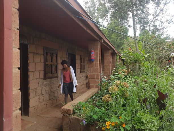 Imagen de la habitación del Hotel Asheton. Foto 11