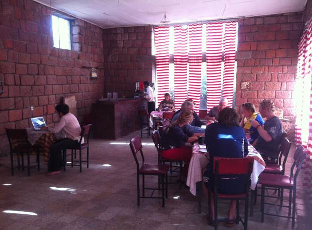 Imagen del bar/restaurante del Hotel Asheton. Foto 5