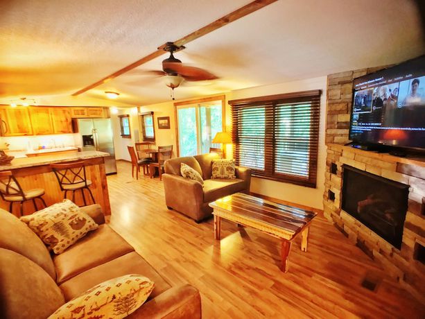 Imagen de la habitación del Hotel Asheville River Cabins. Foto 12