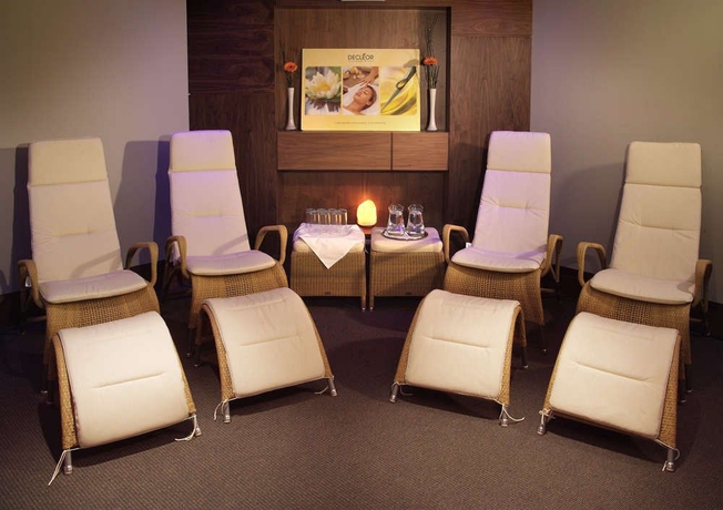 Imagen de la piscina del Hotel Ashford International and Spa. Foto 5