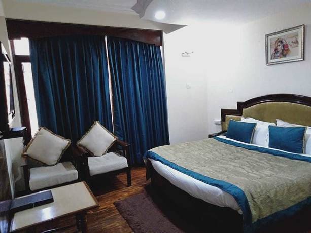 Imagen de la habitación del Hotel Ashiana Clarks Inn, Shimla. Foto 10