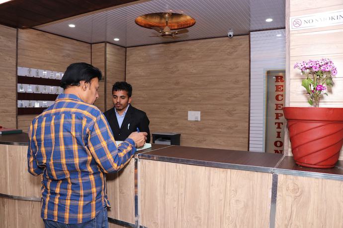 Imagen de los interiores del Hotel Ashiana Palampur. Foto 17