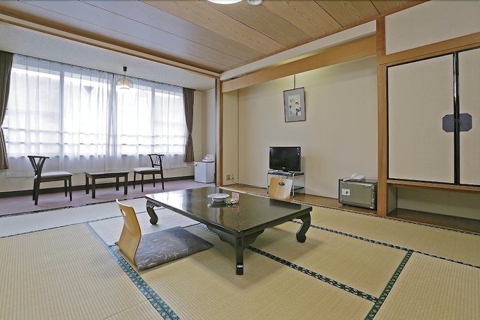 Imagen de la habitación del Hotel Ashinomaki Prince. Foto 8