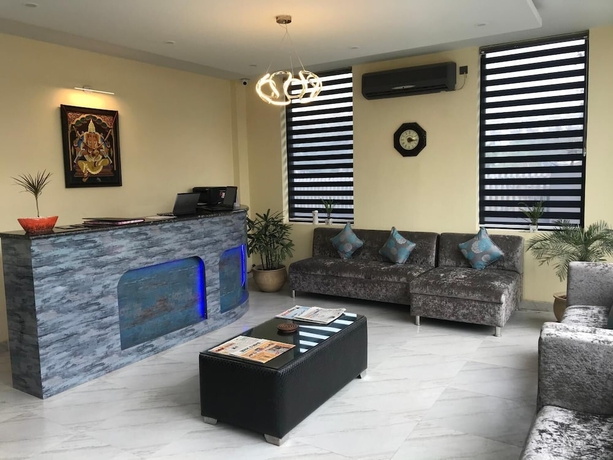 Imagen de los interiores del Hotel Ashira Inn. Foto 17
