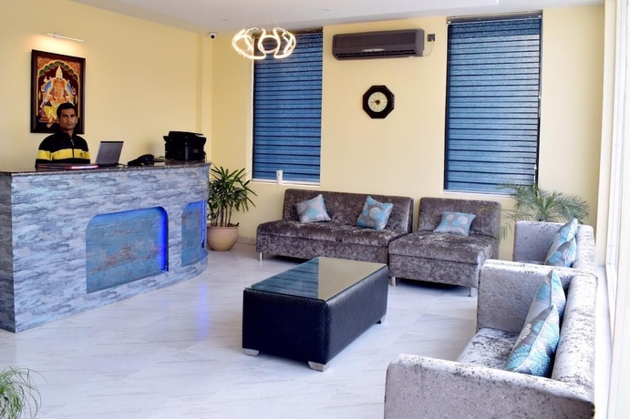 Imagen de los interiores del Hotel Ashira Inn. Foto 18