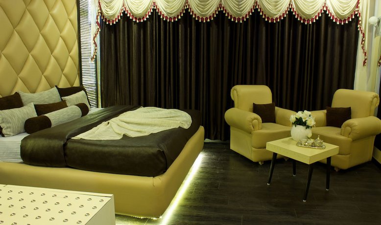 Imagen de la habitación del Hotel Ashirwad Hotel and Spa. Foto 11