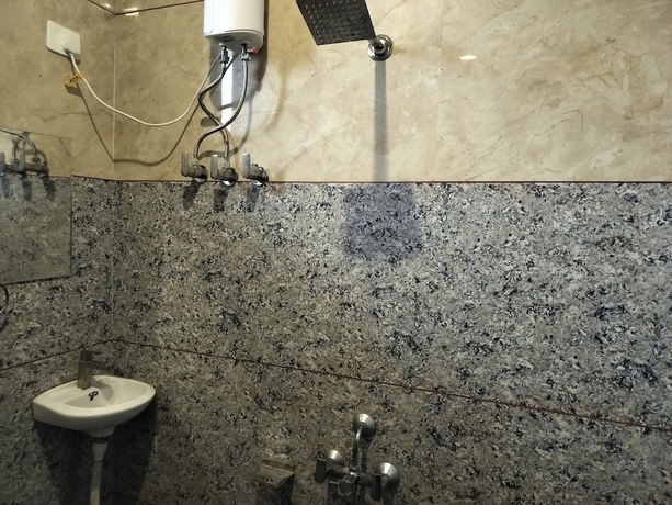 Imagen de la habitación del Hotel Ashirwad, Shri Madhopur. Foto 11