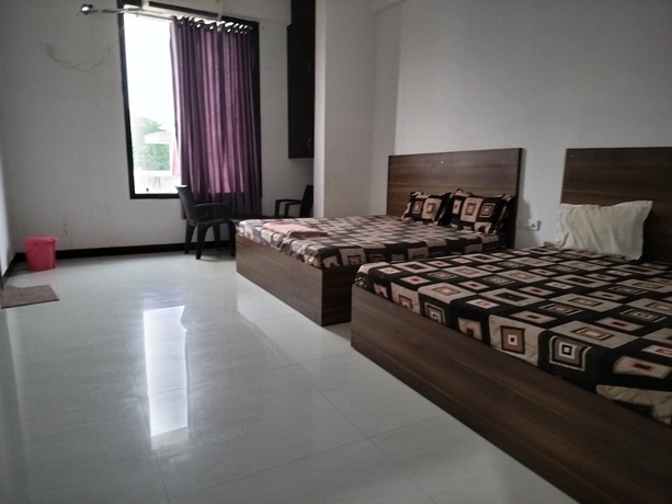 Imagen de la habitación del Hotel Ashirwad, Shri Madhopur. Foto 15