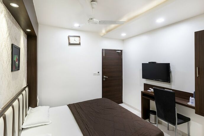 Imagen de la habitación del Hotel Ashish. Foto 21