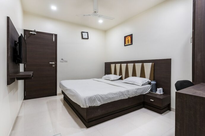 Imagen de la habitación del Hotel Ashish. Foto 23