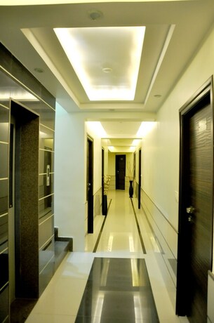 Imagen de los interiores del Hotel Ashish. Foto 30