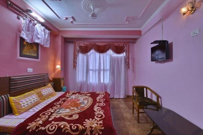 Imagen de la habitación del Hotel Ashish Inn. Foto 7
