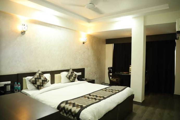 Imagen de la habitación del Hotel Ashish Palace. Foto 4