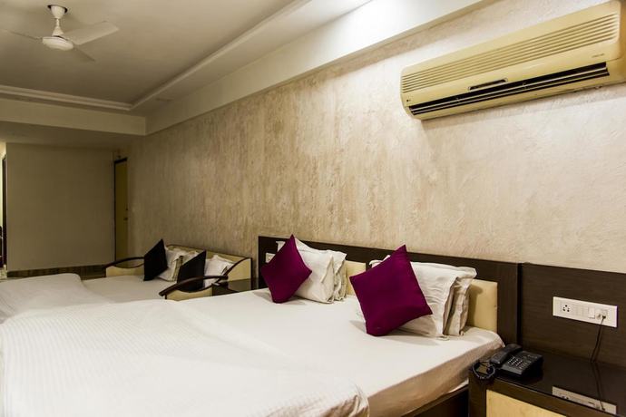 Imagen de los interiores del Hotel Ashish Palace. Foto 19