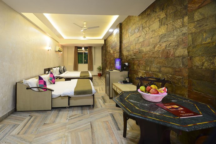 Imagen de la habitación del Hotel Ashish Palace. Foto 18
