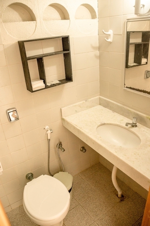 Imagen de la habitación del Hotel Ashisha. Foto 14