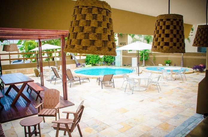 Imagen de la piscina del Hotel Ashisha. Foto 19