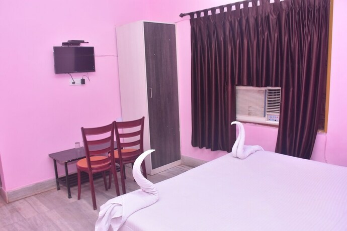 Imagen de la habitación del Hotel Ashiyana Inn. Foto 17