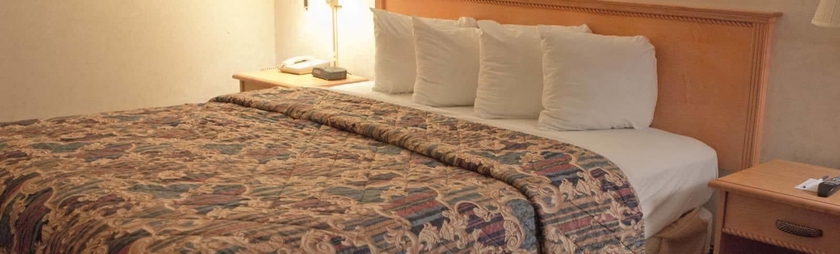 Imagen de la habitación del Hotel Ashlan Inn. Foto 11