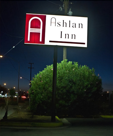 Imagen general del Hotel Ashlan Inn. Foto 2