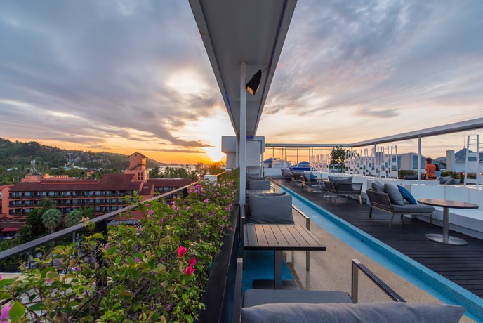 Imagen de los exteriores del Hotel Ashlee Hub Patong. Foto 9