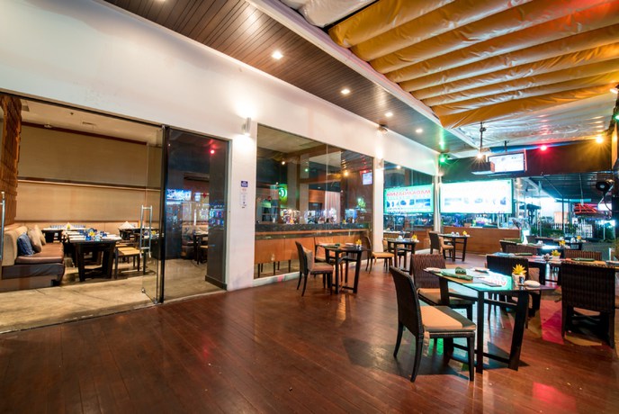 Imagen de la habitación del Hotel Ashlee Hub Patong. Foto 5