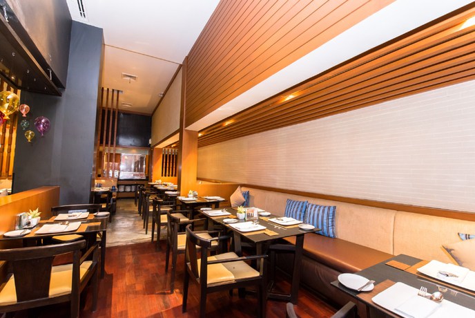 Imagen del bar/restaurante del Hotel Ashlee Hub Patong. Foto 2