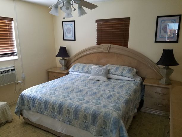 Imagen de la habitación del Hotel Ashley Brooke Beach Resort. Foto 5