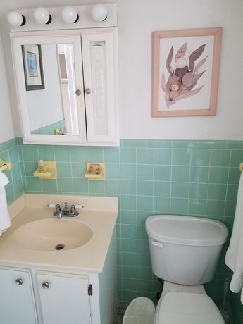 Imagen de la habitación del Hotel Ashley Brooke Beach Resort. Foto 11