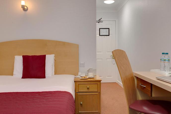 Imagen de la habitación del Hotel Ashley Court. Foto 4