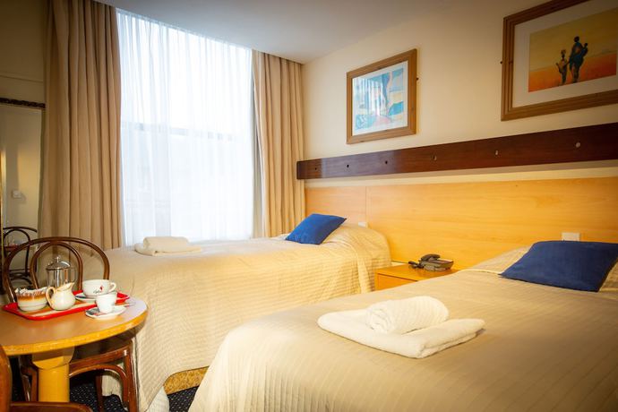 Imagen de la habitación del Hotel Ashley. Foto 10