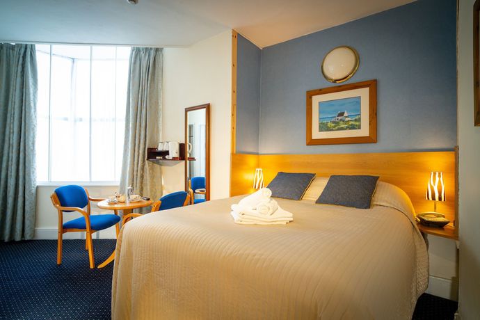 Imagen de la habitación del Hotel Ashley. Foto 13