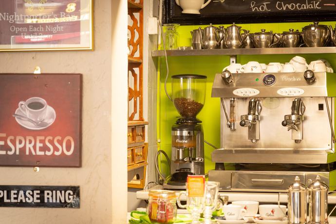 Imagen de los interiores del Hotel Ashley. Foto 20