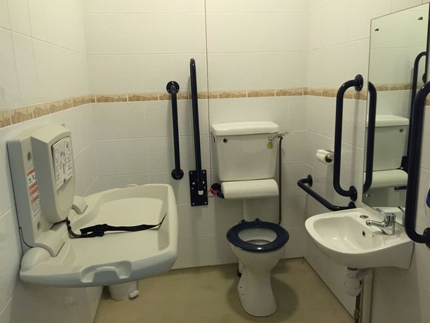 Imagen de la habitación del Hotel Ashley Victoria. Foto 10