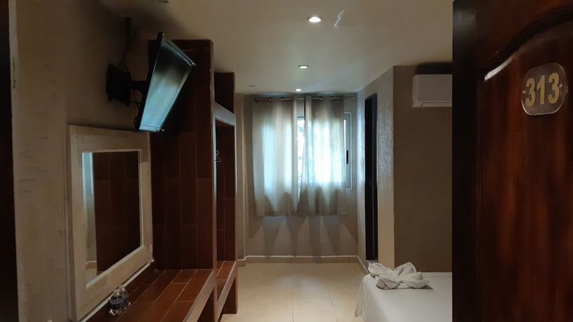 Imagen de la habitación del Hotel Ashly. Foto 15