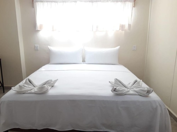 Imagen de la habitación del Hotel Ashly Loma Larga. Foto 13
