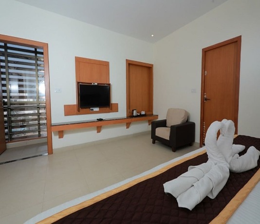 Imagen de la habitación del Hotel Ashok Palace. Foto 15