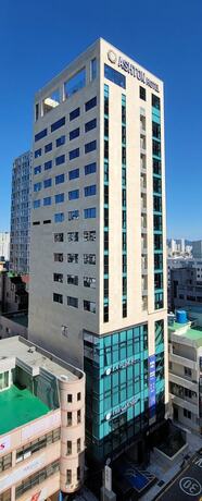 Imagen general del Hotel Ashton. Foto 1